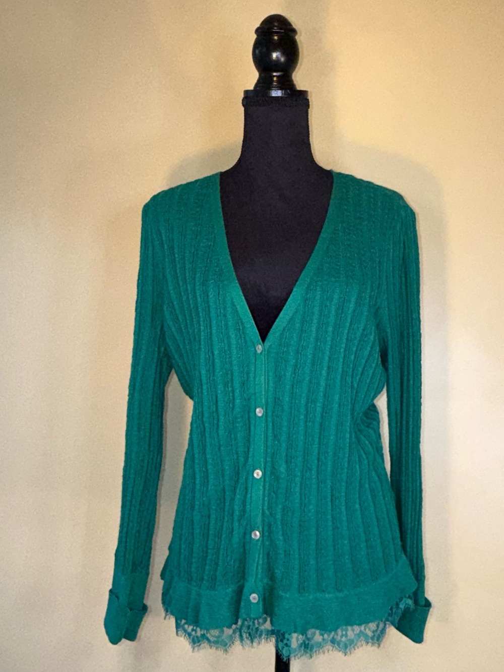 NWOT Simply Vera Vera Want Emerald Green Lace Trim Cardigan Size XL Romantic